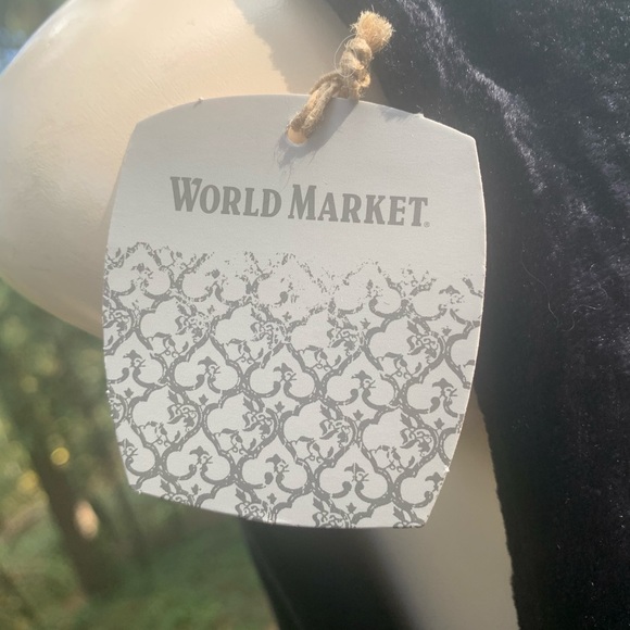 World Market black velvet brocade with burgundy floral embroidery tank top - Picture 3 of 9